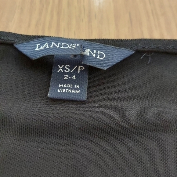 Lands' End women's black top tie waist v-neck 3/4 sleeve size XS - Picture 2 of 4
